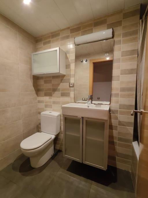Large Terrace Luxury Apartment Sant Adrià de Besòs Eksteriør billede