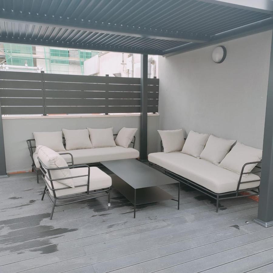 Large Terrace Luxury Apartment Sant Adrià de Besòs Eksteriør billede
