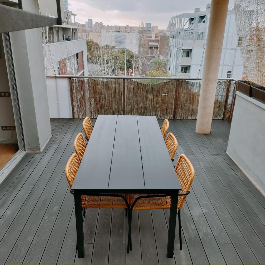 Large Terrace Luxury Apartment Sant Adrià de Besòs Eksteriør billede